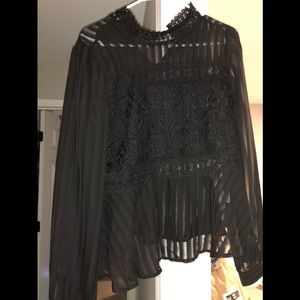 Lace black top